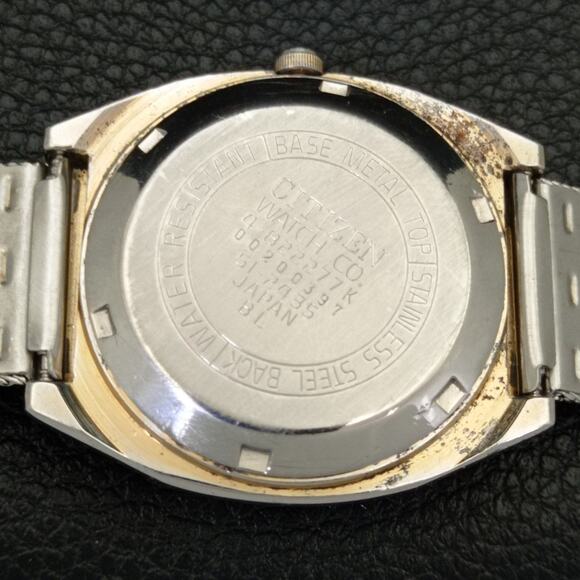 Vintage 1990 Citizen Automatic Mens Silver Watch W/daydate & Green accents - Picture 8 of 8